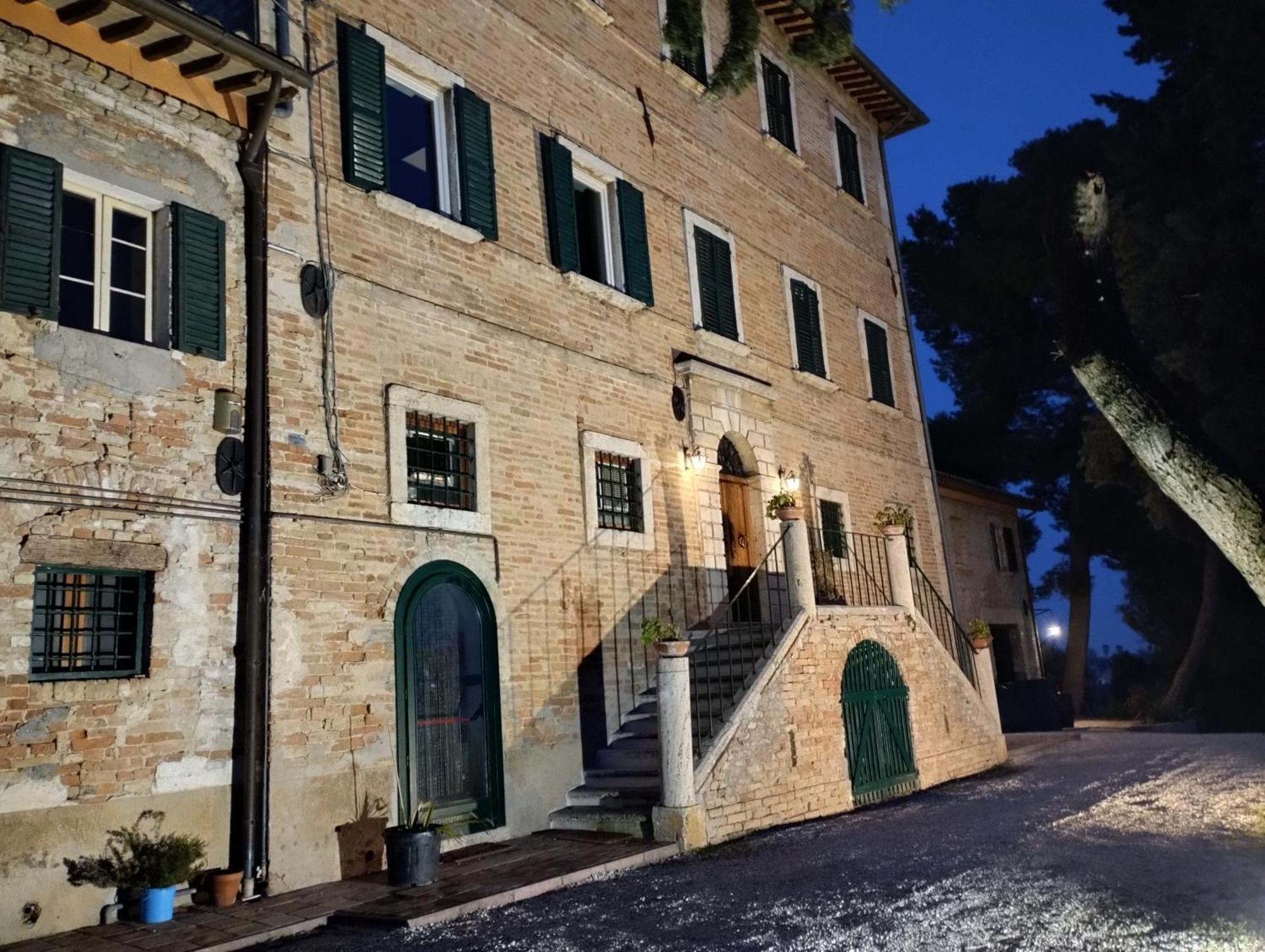 B&B Villa Dei Priori Monsampolo Del Tronto Exterior photo